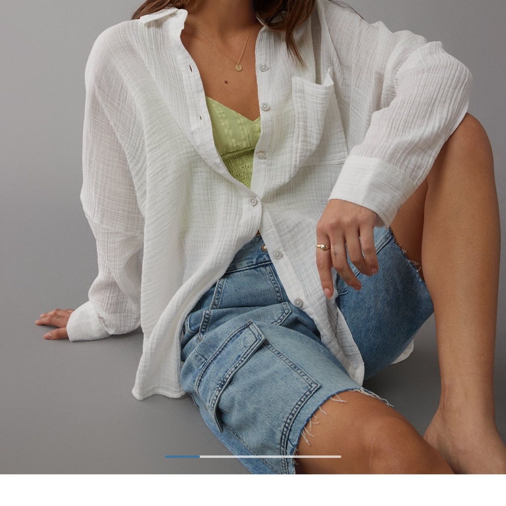 American Eagle Outfitters White Button-Down Shirt